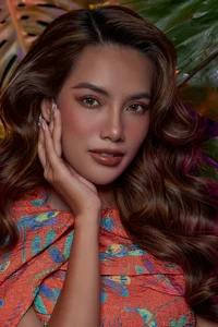 Miss Grand Vietnam Hoang Phuong Inspires with Gorgeous Autumn Makeup Trends - image 3