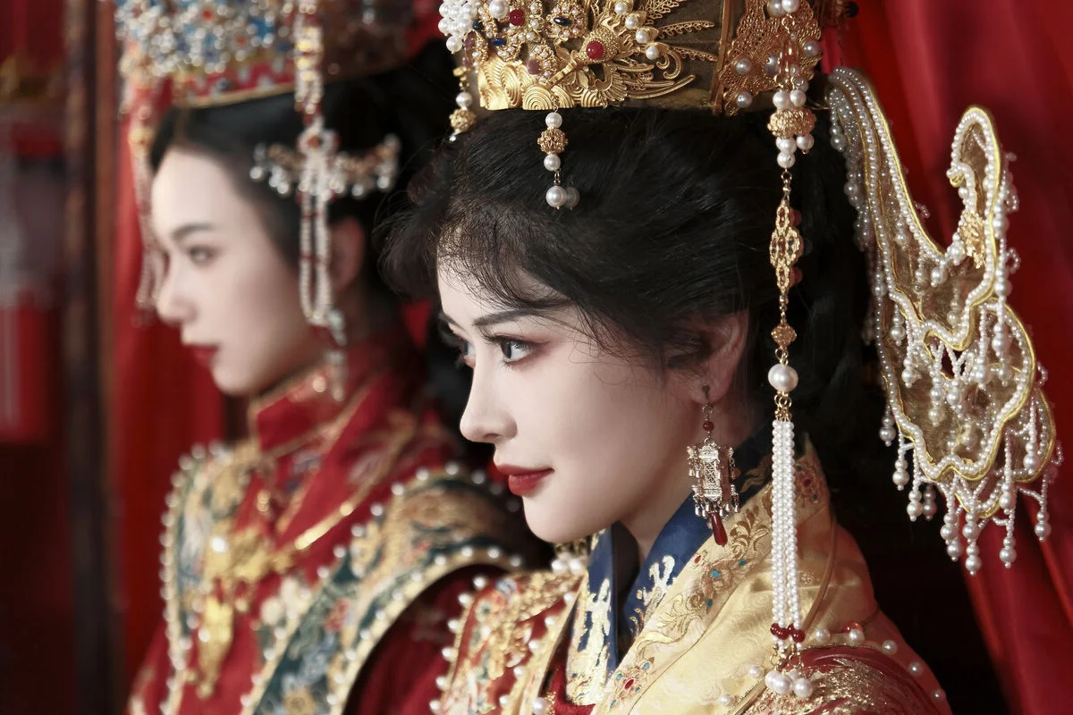Modern Chic and Artistic Flair: Cen Su in Art Language Vol.6474
