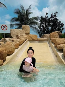 Vietnamese Star News: Famous Artist Suffers Stroke - image 40
