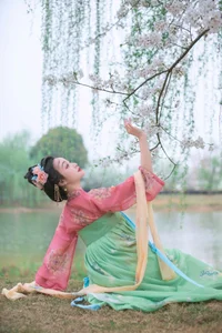Art Language Vol.7028 by YiTuYu: Stunning Photography of Ling Zi Xi - image 1
