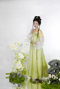 YiTuYu Art Language Vol.6599: The Mesmerizing Visuals of Fang Ci Yan - image 16