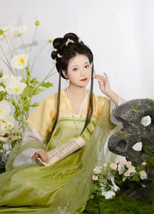 YiTuYu Art Language Vol.6599: The Mesmerizing Visuals of Fang Ci Yan - image 21