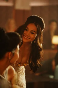 Red Carpet Drama: Vietnamese Celebrity Pushed by Photographer Sparks Netizen Outrage - image 6