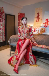 Stunning Red Bride Fashion Photography: XingYan Star Face Vol.438 Featuring Model Da Mei Niu Er - Elegant Portrait Collection - image 3