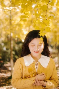 YiTuYu Art Language Vol.6032: Capturing the Grace and Style of Li Yue in a Stunning Visual Gallery - image 1