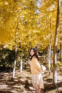 YiTuYu Art Language Vol.6032: Capturing the Grace and Style of Li Yue in a Stunning Visual Gallery - image 19