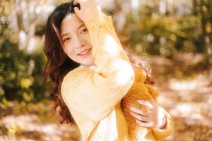 YiTuYu Art Language Vol.6032: Capturing the Grace and Style of Li Yue in a Stunning Visual Gallery - image 13
