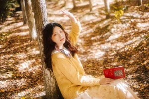 YiTuYu Art Language Vol.6032: Capturing the Grace and Style of Li Yue in a Stunning Visual Gallery - image 23