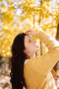 YiTuYu Art Language Vol.6032: Capturing the Grace and Style of Li Yue in a Stunning Visual Gallery - image 12