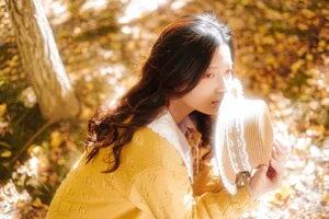 YiTuYu Art Language Vol.6032: Capturing the Grace and Style of Li Yue in a Stunning Visual Gallery - image 5