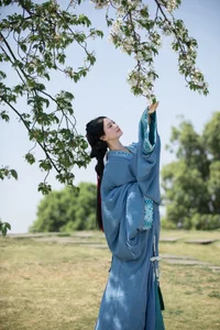 YiTuYu Art Language Vol.6805: The Radiant Yang Yang - image 12