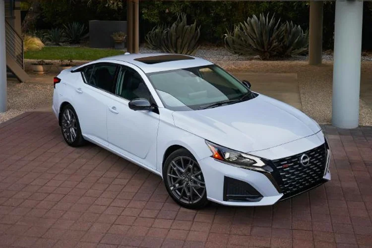 Nissan Recalls 440,000 Vehicles Due to Severe Engine Defect Risks
