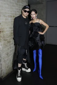 Vietnamese Stars in New York: Ngọc Quyên and Diễm My Reunite at High-Profile Gala - image 2
