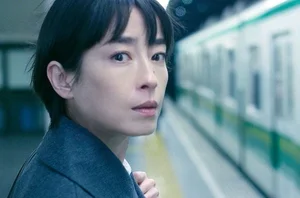 Rie Miyazawa: The Resilience of a Japanese Icon Through Adversity - image 1