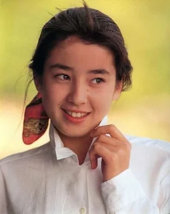 Rie Miyazawa: The Resilience of a Japanese Icon Through Adversity - image 4