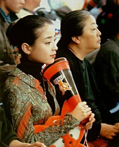 Rie Miyazawa: The Resilience of a Japanese Icon Through Adversity - image 12