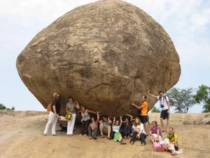 The Mystery of the 250 Ton Balancing Rock Standing for Thousands of Years - image 5