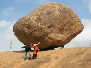 The Mystery of the 250 Ton Balancing Rock Standing for Thousands of Years - image 3