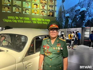 Massive Crowds and Long Waits at the New Vietnam Military History Museum in Hanoi - image 5
