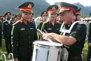 Celebrating the Grace and Strength of Outstanding Female Military Personnel - image 5