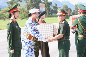 Celebrating the Grace and Strength of Outstanding Female Military Personnel - image 2