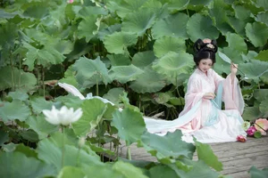 Dynamic Portraiture: YiTuYu Art Language Vol.7597 Featuring Model Jin Zou Ba - image 14