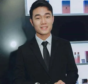 Vietnamese Footballer Luong Xuan Truong and Nhue Giang Marriage Rumors Spark Fan Interest - image 1