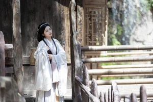 YiTuYu Art Language Vol.5914 Featuring Jin Zou Ba: A Masterpiece of Contemporary Portraiture and Artistic Photography - image 6