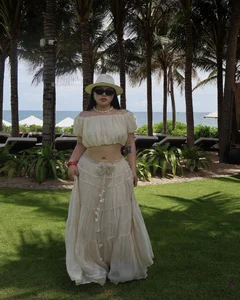 Body Positivity and Summer Style: How This Plus-Size Influencer Is Redefining Beach Fashion - image 6