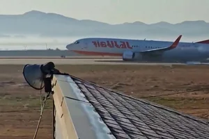 A Closer Look at the Boeing 737 Involved in South Korea Incident - image 10