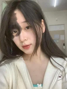 The Magic of a Glow-Up: Girls Whose Beauty Was 'Sealed' by Style - image 0
