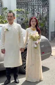 Singer Xuan Nghi Ties the Knot in a Beautiful Gold-Filled Traditional Wedding Ceremony - image 5