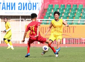 Japanese and Pakistani Foreign Players Make Their Debut for HCMC Women's Football Club - image 6