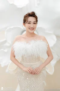 Vietnamese Celebrity Weddings: Stars Preparing to Tie the Knot in Style - image 8