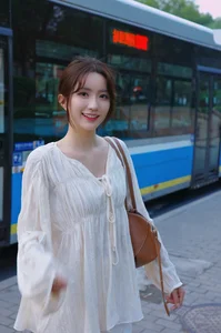 Stunning Prime-Time Actress Reveals Life with Her Younger Husband and Her Secrets to Timeless Beauty - image 6