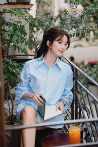 Stunning Prime-Time Actress Reveals Life with Her Younger Husband and Her Secrets to Timeless Beauty - image 5