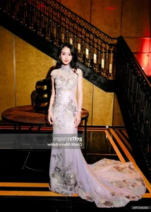 Angelababy Makes Stunning Comeback at BAFTA Gala, Defying Getty Images' Flawless Close-Ups - image 8