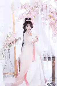 YiTuYu Vol.8628: Enchanting Ethereal Beauty of Qi Luo Sheng De Xiao Su Su in Traditional Hanfu - image 13