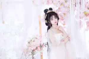 YiTuYu Vol.8628: Enchanting Ethereal Beauty of Qi Luo Sheng De Xiao Su Su in Traditional Hanfu - image 20