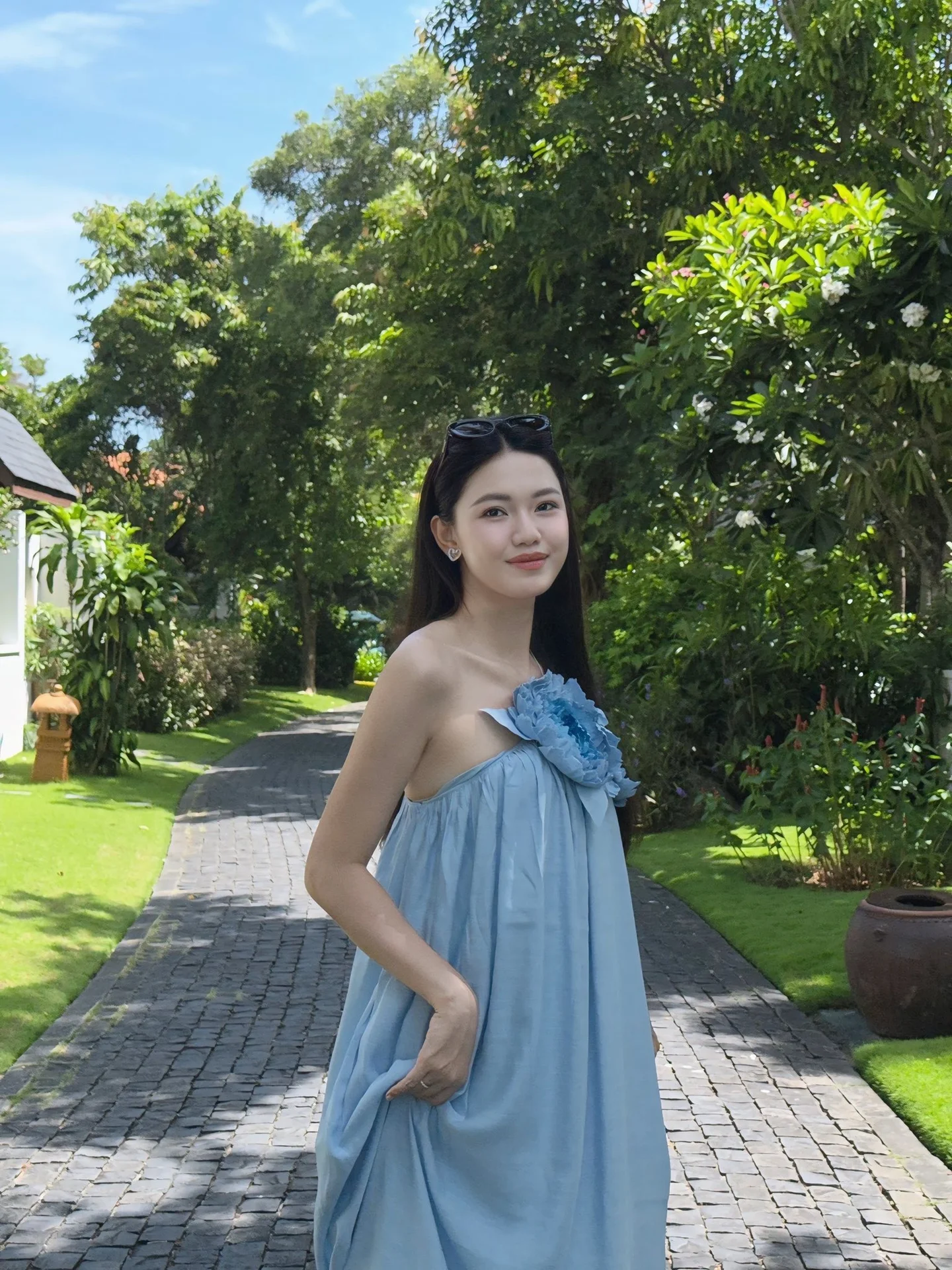 Inside the Luxurious Hanoi Mansion of a Famous Showbiz Star