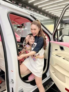 Vietnamese Celebrities Go Big: The Most Extravagant Gifts for Their Children - image 1