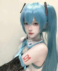 Top Anime Girls Cosplay Gallery: 99+ Stunning and Screen-Accurate Character Tributes - image 10