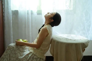 YiTuYu Art Language Vol.10243: Yuan Run 25P High-Resolution Portrait Collection - image 4