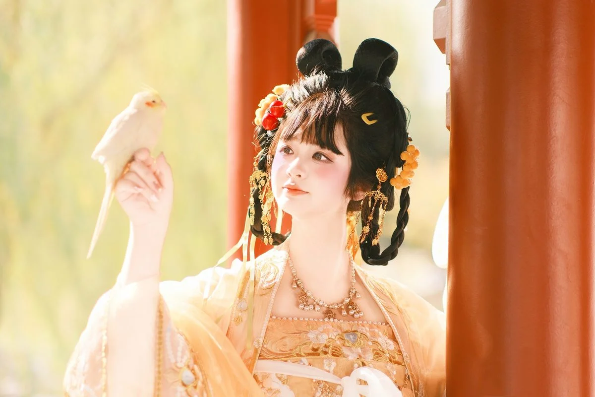 YiTuYu Art Language Vol.6108: Bu Ke Ai De He He Miao Portraits