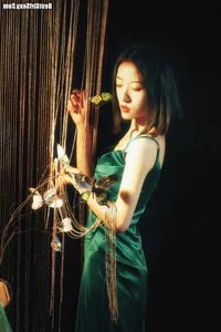 YiTuYu Art Language Vol.4037 Mo Mo: A Captivating Study of Light and Shadow - image 15