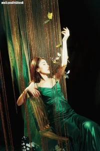 YiTuYu Art Language Vol.4037 Mo Mo: A Captivating Study of Light and Shadow - image 10