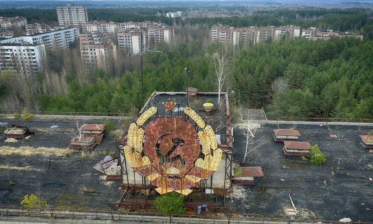 Dark Tourism: 10 Global Sites That Honor History and Reflection