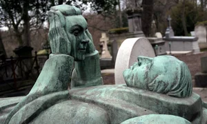 Dark Tourism: 10 Global Sites That Honor History and Reflection - image 1