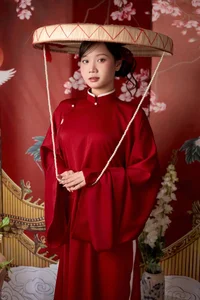 Timeless Elegance in Crimson Red Style - image 3
