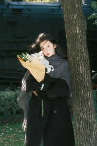 YiTuYu Art Language Vol.10376: Featuring the Graceful Lan Jian Dong - image 5